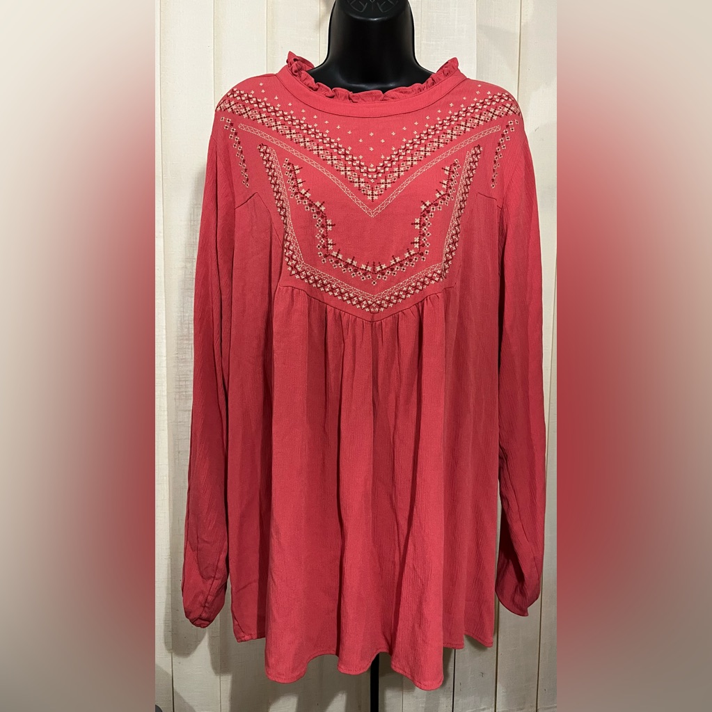 Torrid Coral Embroidered V-Yoke Tunic Sz 2 Euc!